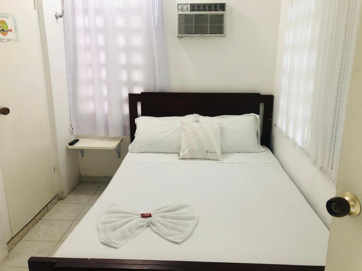 Tita'S Airport Hotel Cartagena Esterno foto