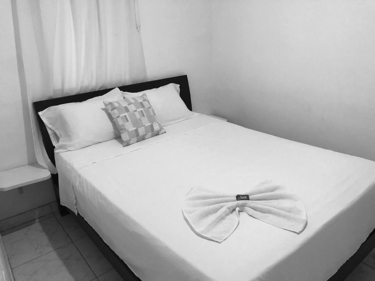 Tita'S Airport Hotel Cartagena Esterno foto