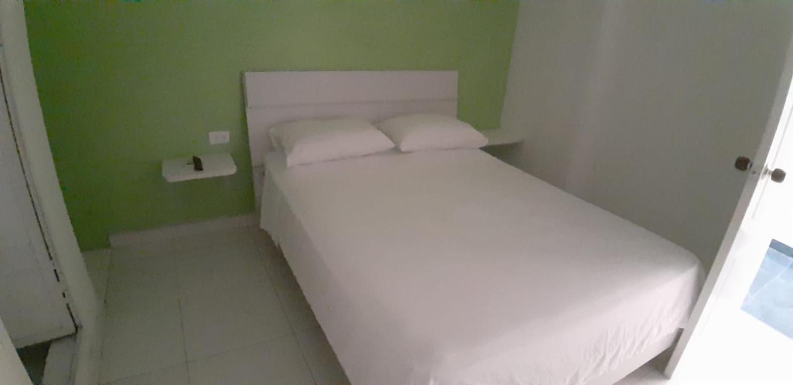 Tita'S Airport Hotel Cartagena Esterno foto